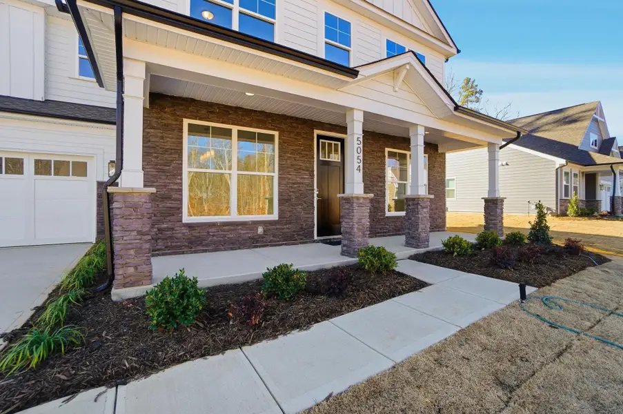 Exterior details and patio area of a home in Rone Creek, Waxhaw (Image 3).