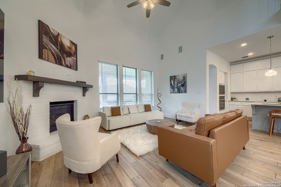 Furnished interior view inside a new home in Regent Park, Boerne (Image 17).