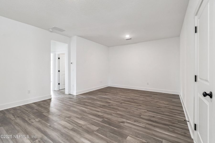 Spacious, unfurnished interior of a new home in Kettering at eTown - Traditional Collection, Jacksonville (Image 15).