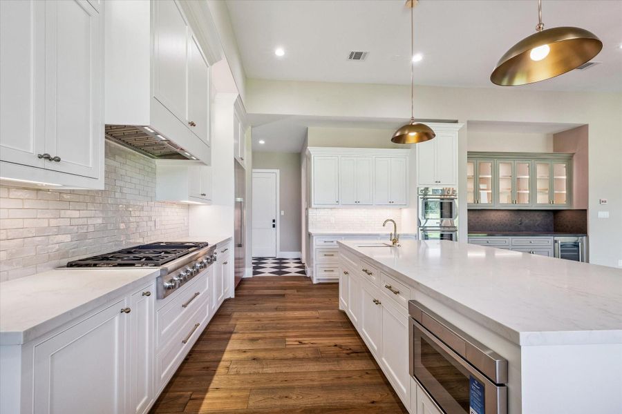Furnished interior view inside a new home in , Houston (Image 10).