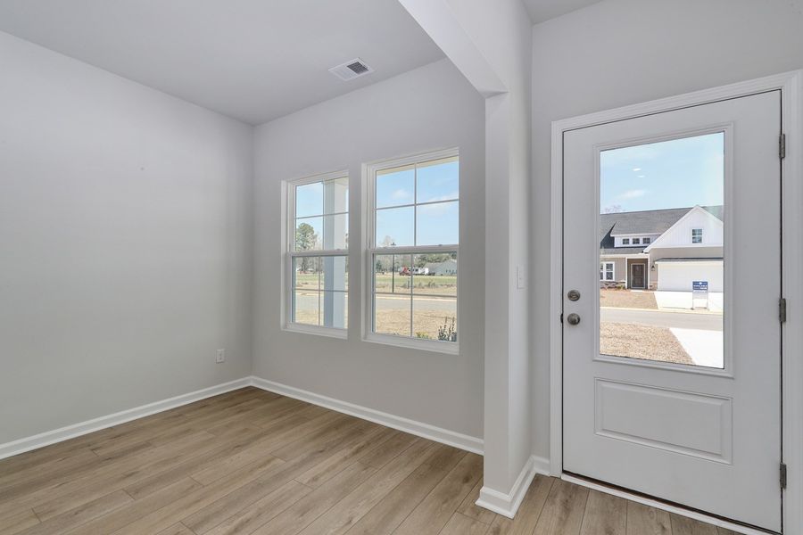 Spacious, unfurnished interior of a new home in Garden Grove, Conway (Image 17).