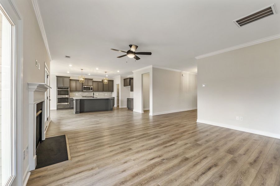 Spacious, unfurnished interior of a new home in Ridgecrest at Midway, Anderson (Image 23).