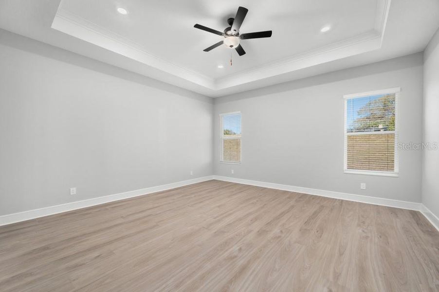 Spacious, unfurnished interior of a new home in , Fruitland Park (Image 34).