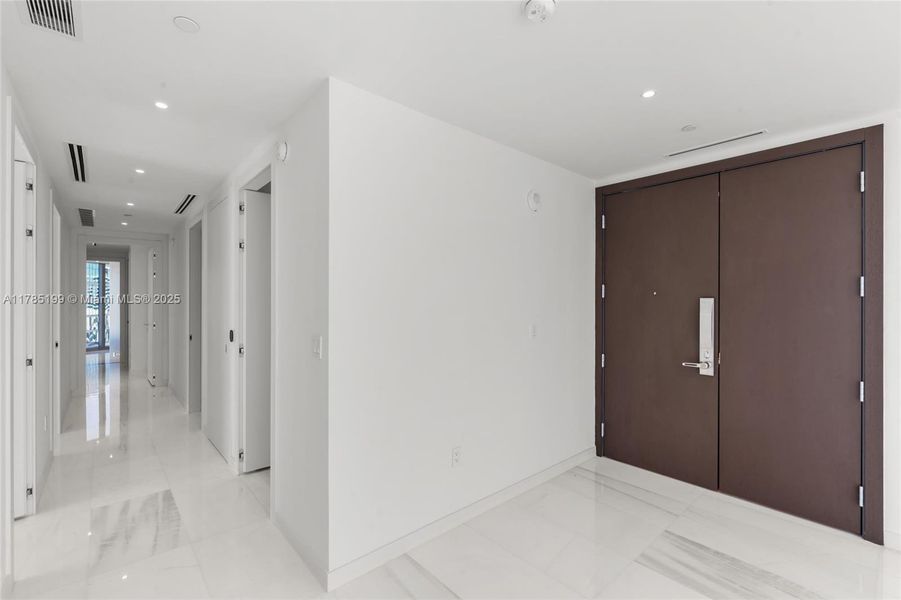 Spacious, unfurnished interior of a new home in Aston Martin Residences, Miami (Image 22). Spacious, unfurnished interior of a new home in Aston Martin Residences, Miami (Image 22).