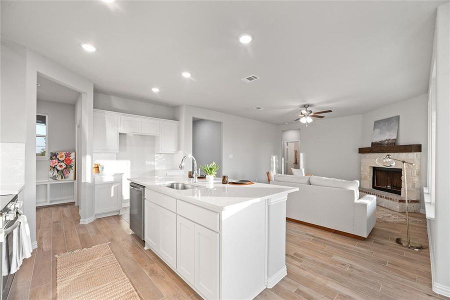 Furnished interior view inside a new home in Oak Valley, Oak Ridge (Image 15).