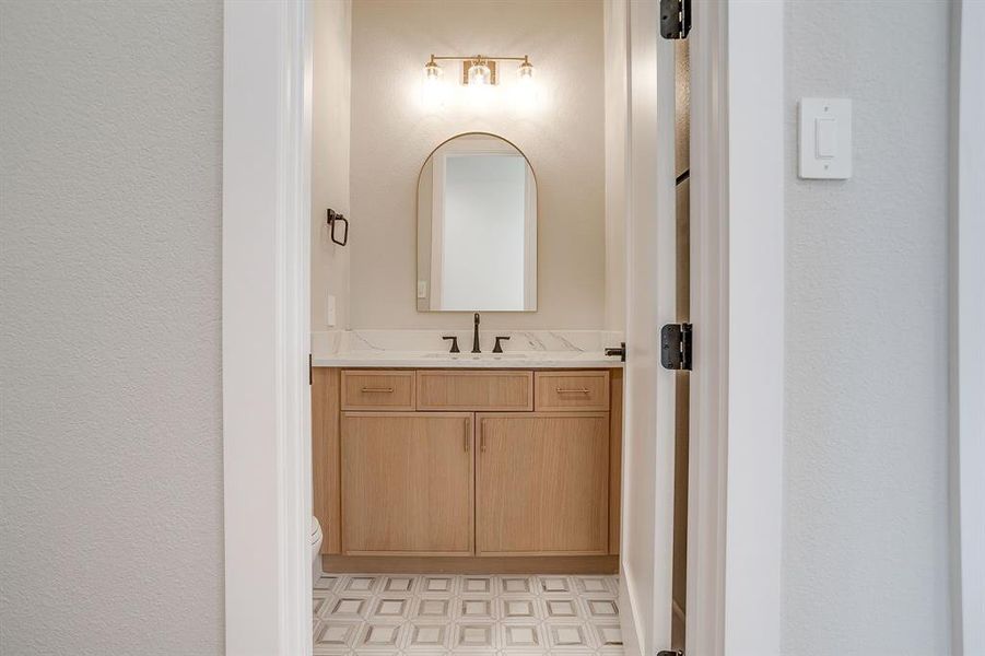 Furnished interior view inside a new home in , Granbury (Image 19).