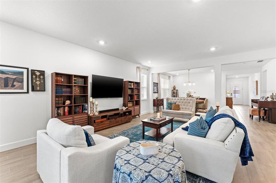 Furnished interior view inside a new home in , Clermont (Image 6).