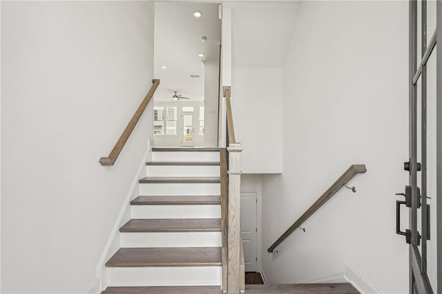 Spacious, unfurnished interior of a new home in Evanshire Townhomes, Duluth (Image 23).