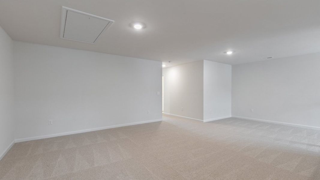 Spacious, unfurnished interior of a new home in Lybrook Village, Advance (Image 17).