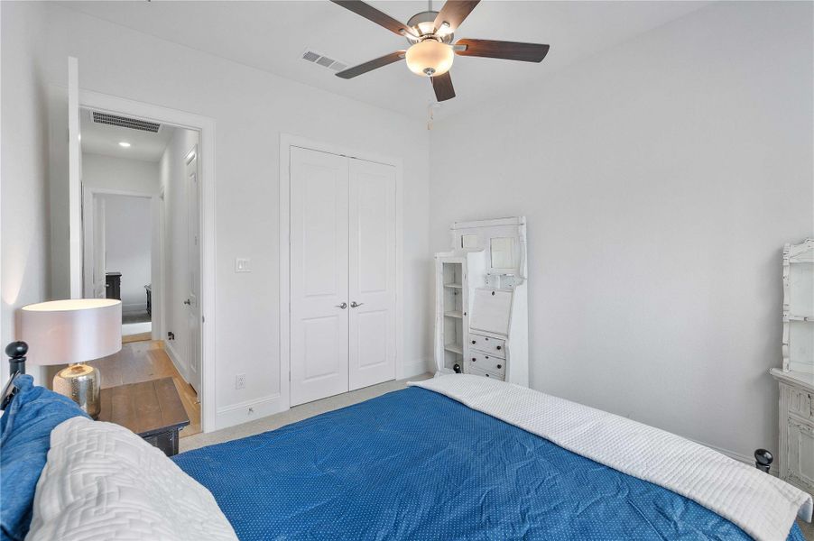 Furnished interior view inside a new home in , Conroe (Image 37). Furnished interior view inside a new home in , Conroe (Image 37).