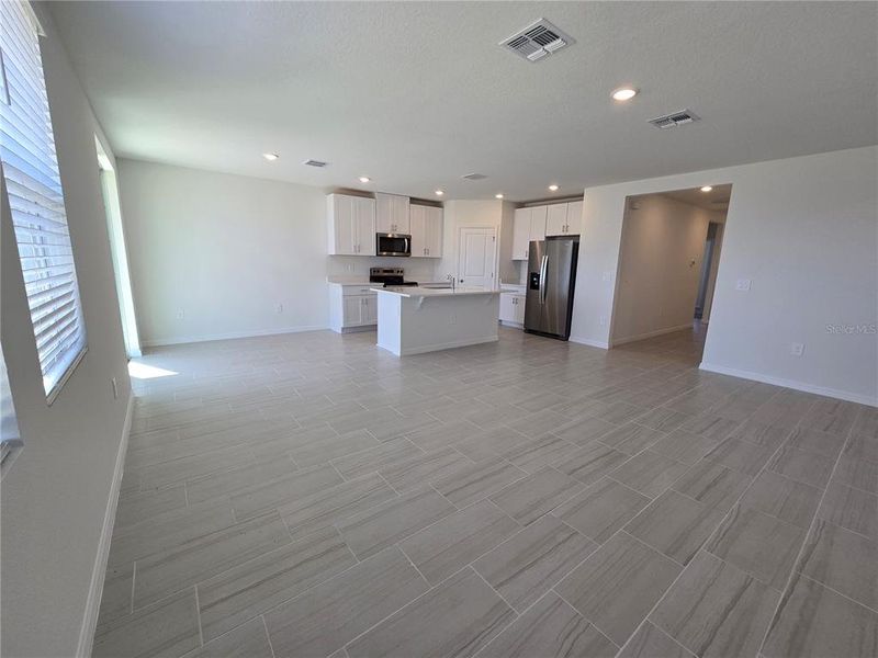 Spacious, unfurnished interior of a new home in Magnolia Bay - Classic Series, Nokomis (Image 25).