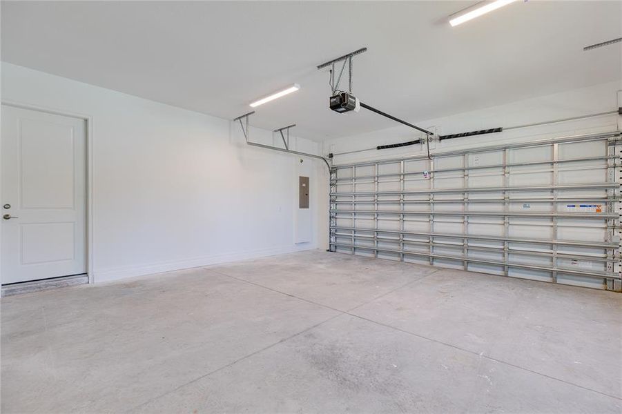 Spacious, unfurnished interior of a new home in , Gulfport (Image 23). Spacious, unfurnished interior of a new home in , Gulfport (Image 23).