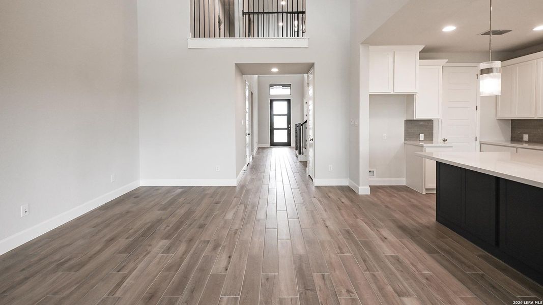 Spacious, unfurnished interior of a new home in The Parklands, Schertz (Image 26). Spacious, unfurnished interior of a new home in The Parklands, Schertz (Image 26).