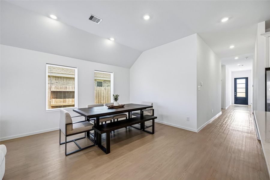 Furnished interior view inside a new home in Lago Mar, Texas City (Image 15).