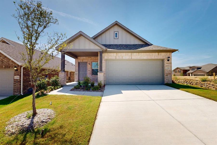 Front exterior of a new home in ValleyBrooke, Mesquite, TX, highlighting curb appeal (Image 15). Front exterior of a new home in ValleyBrooke, Mesquite, TX, highlighting curb appeal (Image 15).