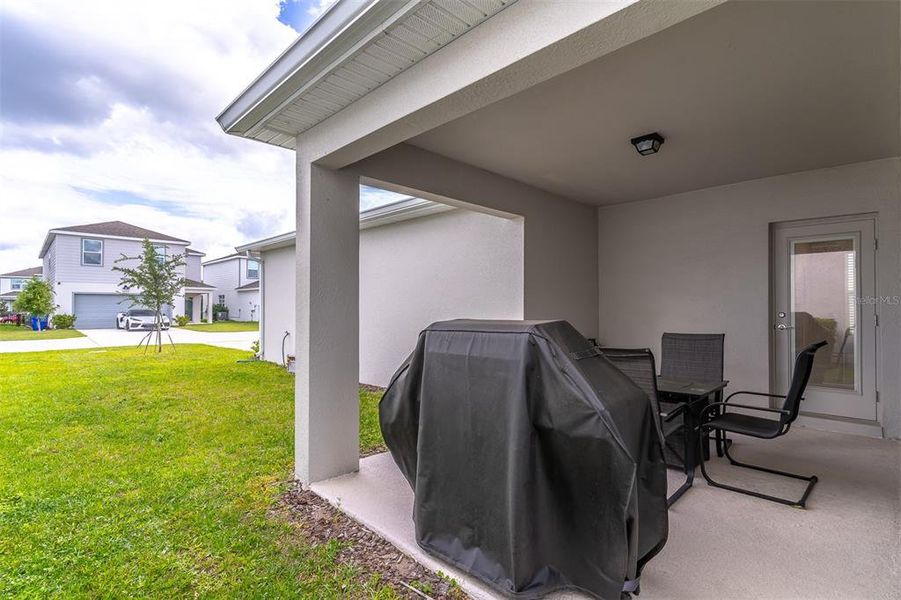 Exterior details and patio area of a home in , St. Cloud (Image 38).