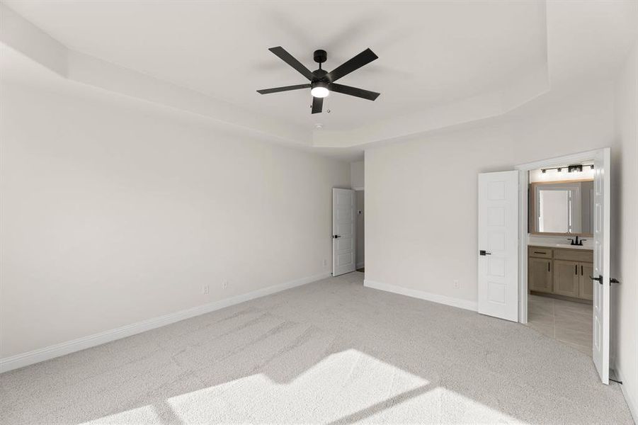 4430 Verbena-Primary Suite-2