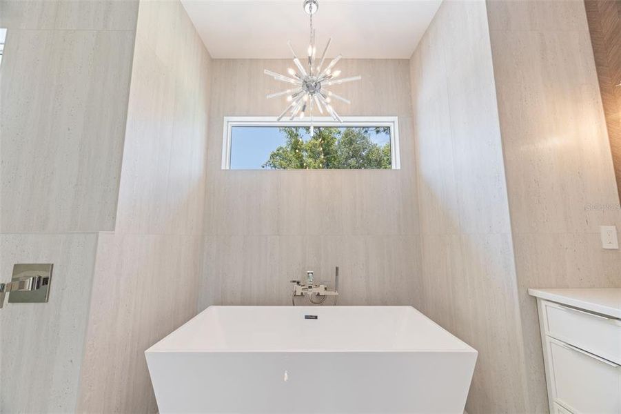 Close-up of interior finishes inside a home in , Tarpon Springs (Image 20). Close-up of interior finishes inside a home in , Tarpon Springs (Image 20).