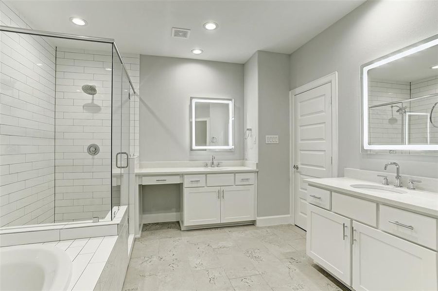 Image 10 of a home in .