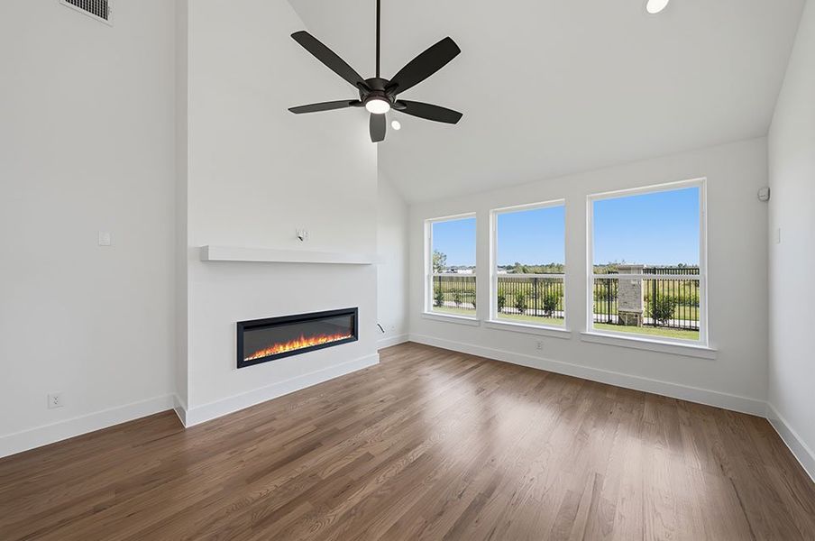 Spacious, unfurnished interior of a new home in Brookhollow West, Prosper (Image 30).