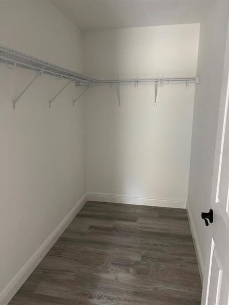 Spacious, unfurnished interior of a new home in , Dunnellon (Image 19).