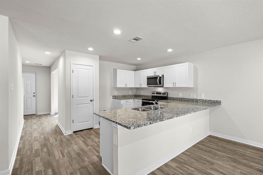 Furnished interior view inside a new home in Middlefield Village, Dallas (Image 7).
