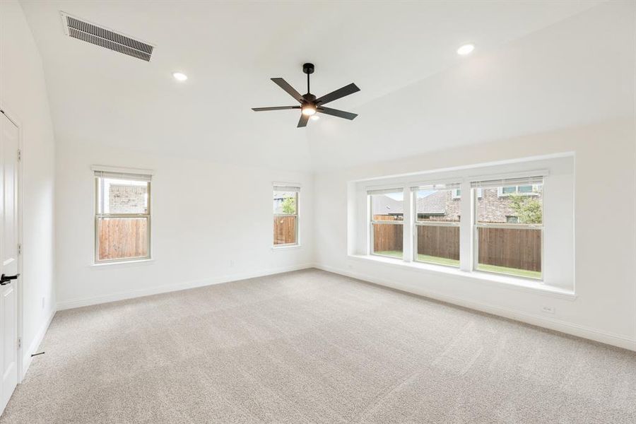 Spacious, unfurnished interior of a new home in West Crossing, Anna (Image 28). Spacious, unfurnished interior of a new home in West Crossing, Anna (Image 28).