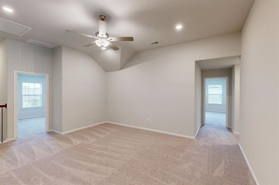 Spacious, unfurnished interior of a new home in The Preserve, Justin (Image 34).