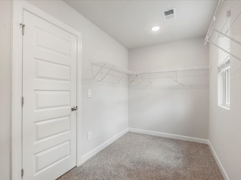 Welcome to the Dakota floorplan at Holland Park.