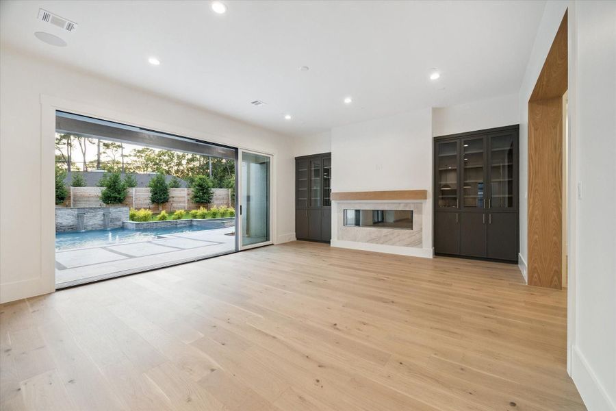 Image 33 of a home in . Image 33 of a home in .