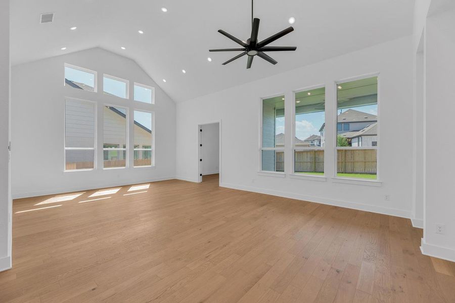 Spacious, unfurnished interior of a new home in Flora, Hutto (Image 19).
