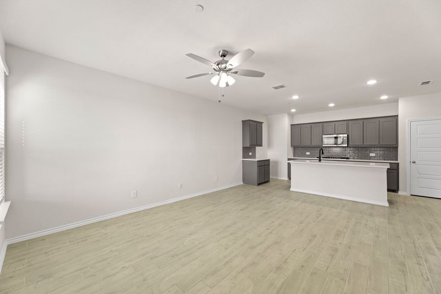 Front exterior of a new home in Creekshaw, Royse City, TX, highlighting curb appeal (Image 7).