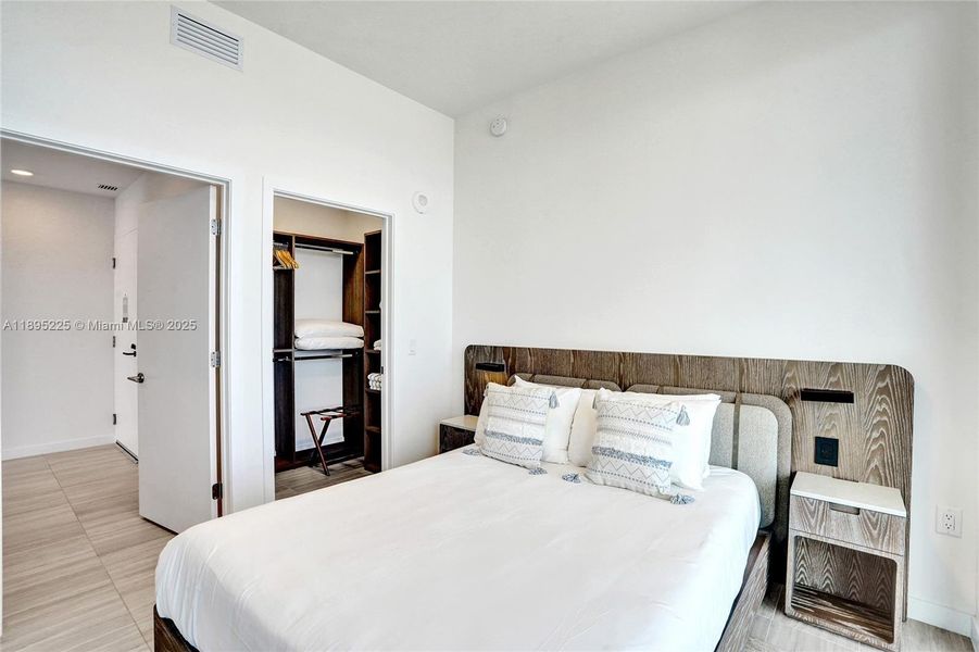 Furnished interior view inside a new home in 72 Park, Miami (Image 8).