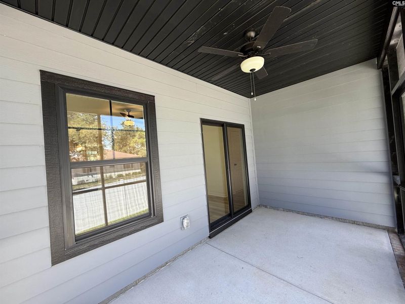 Spacious, unfurnished interior of a new home in Dunbar Village, Cayce (Image 33).