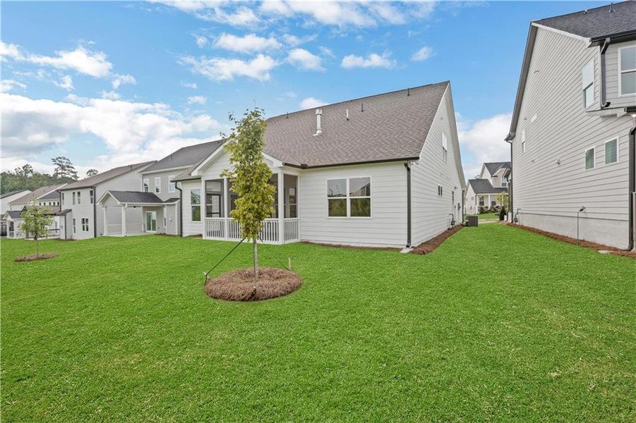 Exterior details and patio area of a home in Twin Lakes, Hoschton (Image 3).