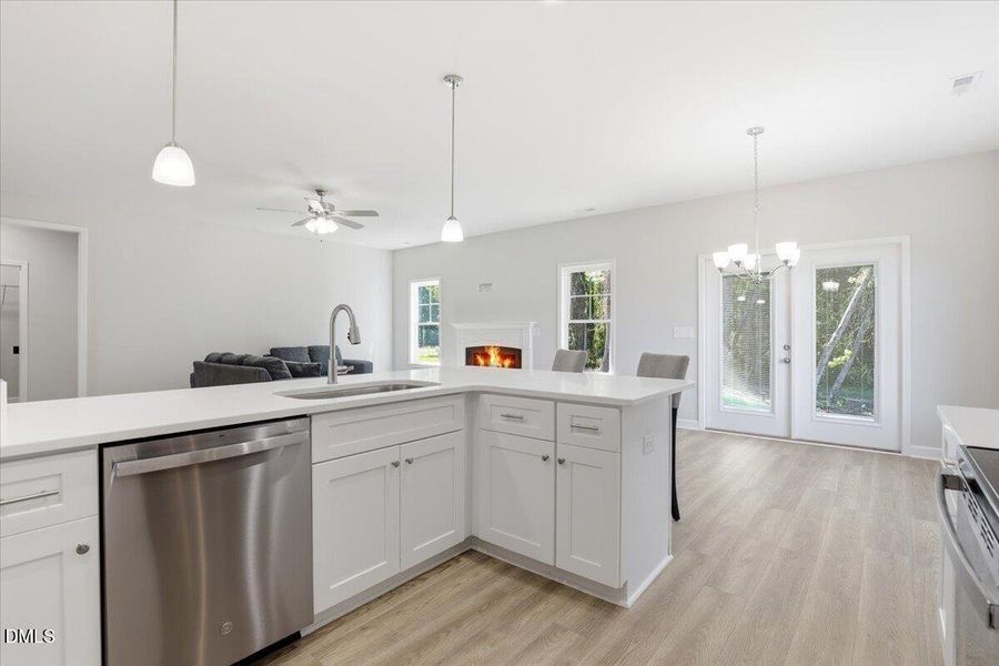28-400 Creeks Edge Dr-28