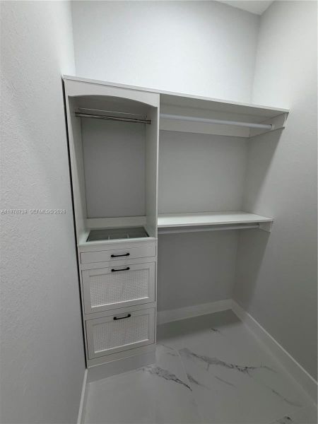 Image 38 of a home in .