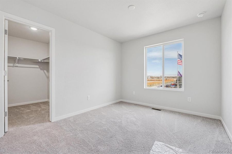 Spacious, unfurnished interior of a new home in Farmlore, Brighton (Image 24).