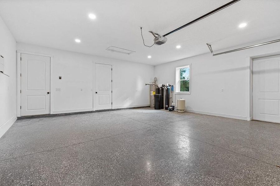 7780-92nd-Ave-HigMedia-043-1280