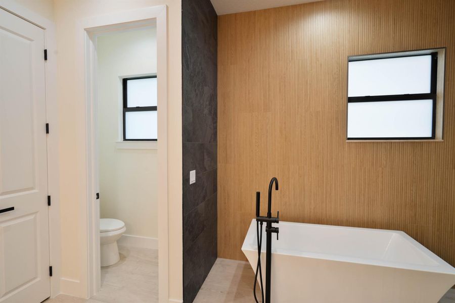 Furnished interior view inside a new home in , Fort Pierce (Image 15).