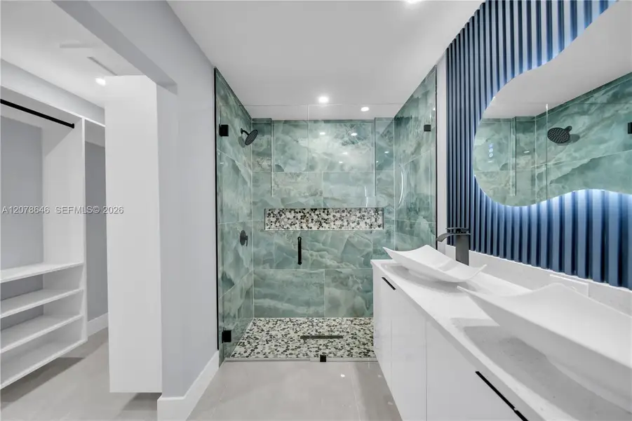 Furnished interior view inside a new home in , Cape Coral (Image 14).