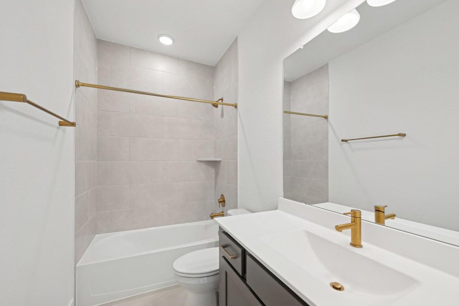 Furnished interior view inside a new home in The Highlands 40', Porter (Image 14). Furnished interior view inside a new home in The Highlands 40', Porter (Image 14).