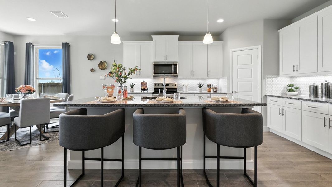 Furnished interior view inside a new home in Lakeview Pointe, Grand Prairie (Image 6).