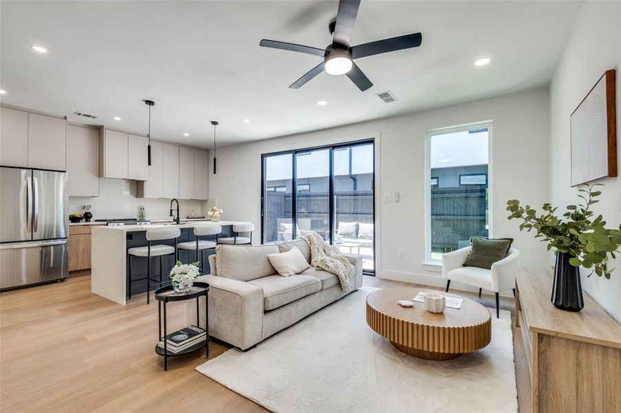 Furnished interior view inside a new home in , Dallas (Image 12).