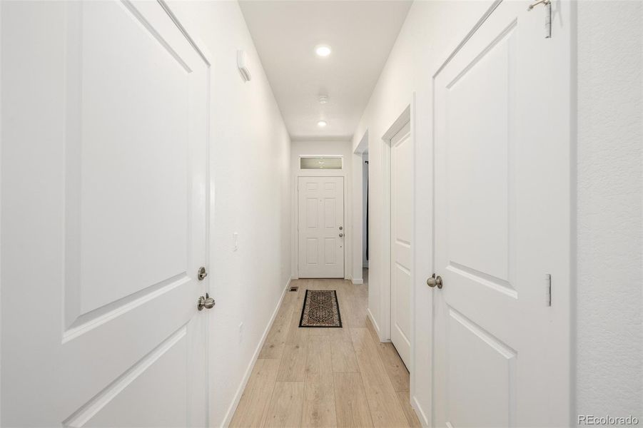 Spacious, unfurnished interior of a new home in Green Valley Ranch Active Adult, Aurora (Image 22).