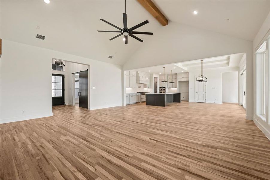 Spacious, unfurnished interior of a new home in NorthGlen, Haslet (Image 28).