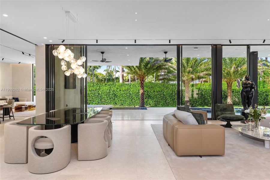 Community amenities in , Miami Beach (Image 37). Community amenities in , Miami Beach (Image 37).