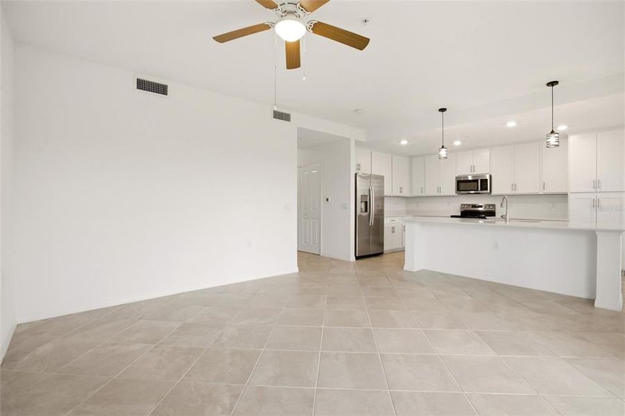 Spacious, unfurnished interior of a new home in , Punta Gorda (Image 21).