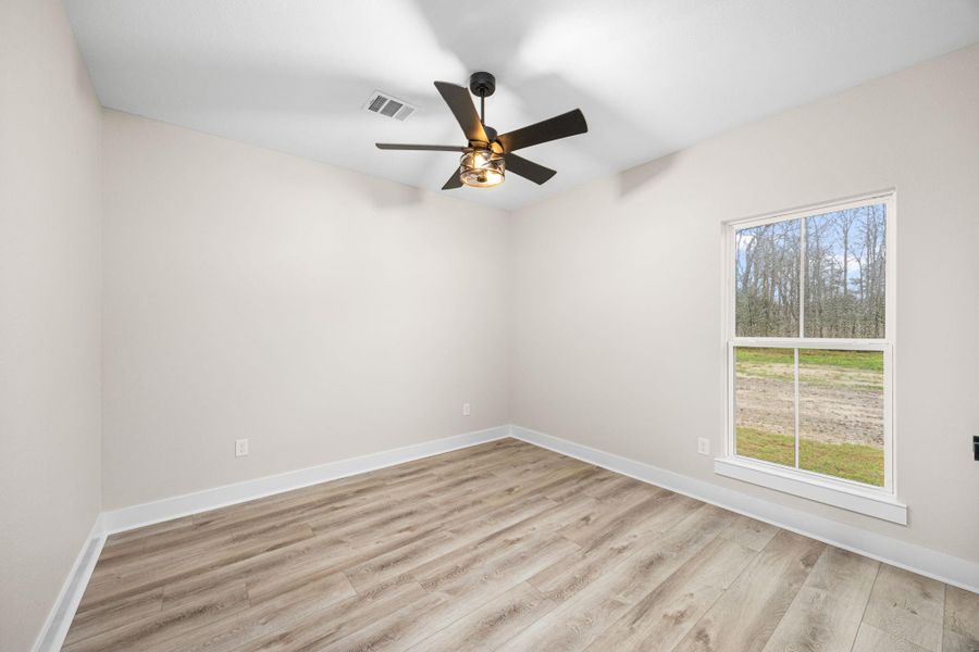 Image 40 of a home in .