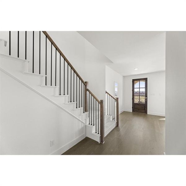 Spacious, unfurnished interior of a new home in Trails at Cottonwood Creek, Rowlett (Image 23). Spacious, unfurnished interior of a new home in Trails at Cottonwood Creek, Rowlett (Image 23).